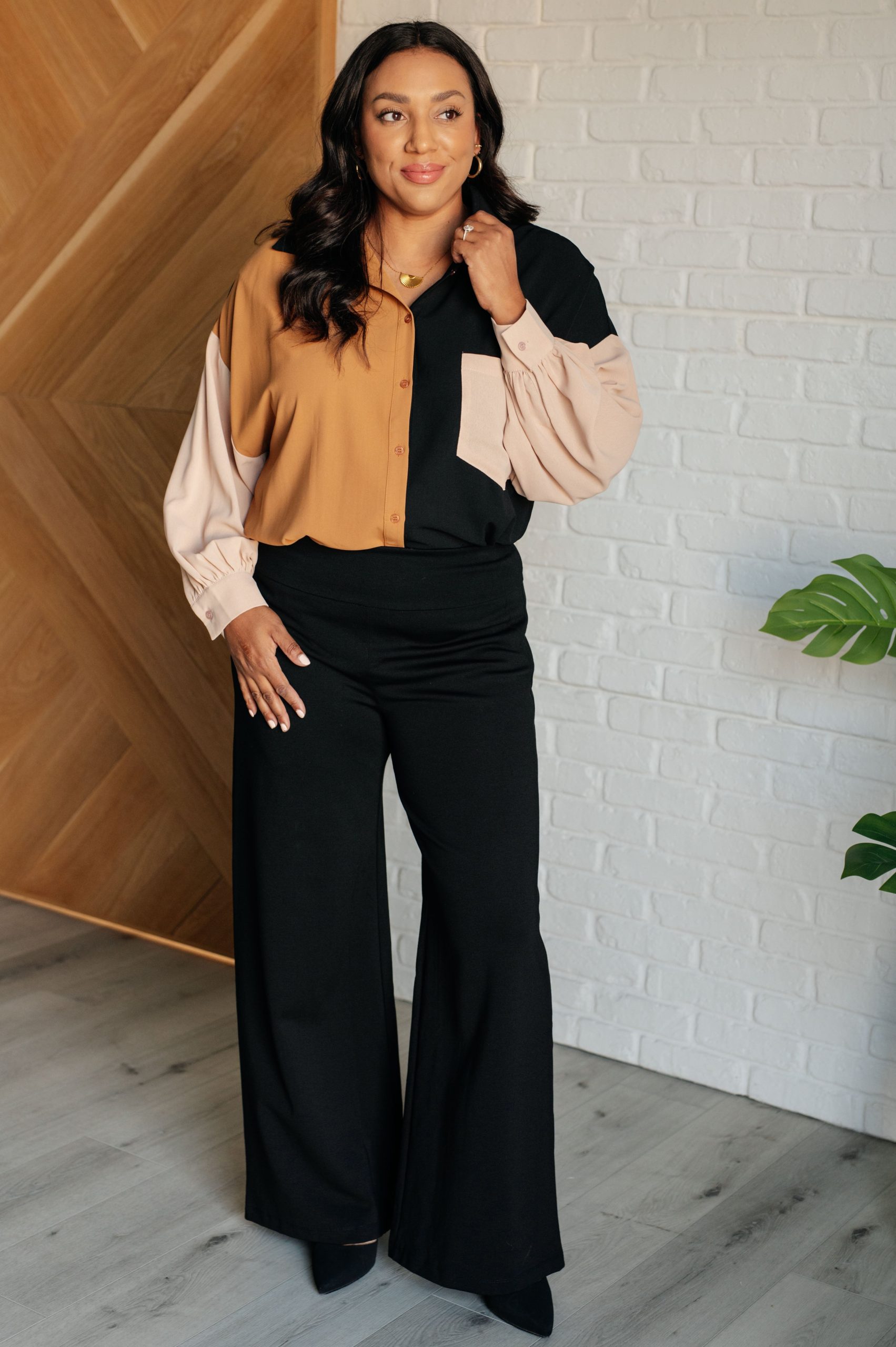Queen of the Block Button Up – velveflow